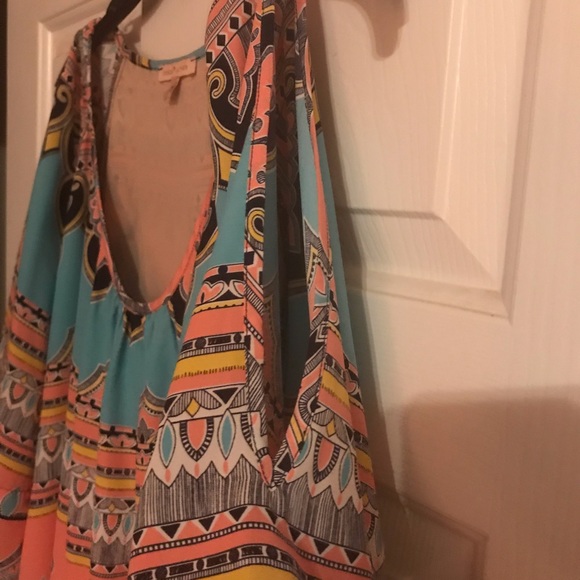 Cocktail length dress - Picture 5 of 6